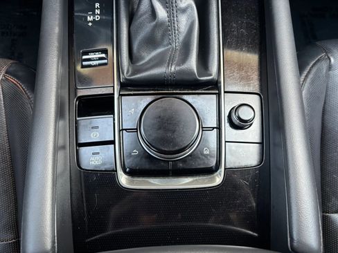 Used 2019 MAZDA MAZDA3 Hatchback w/ Premium Package image 35