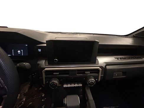 Certified 2024 Toyota Tacoma SR5 image 8