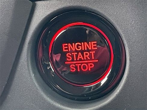 New 2025 Honda Pilot Touring image 21