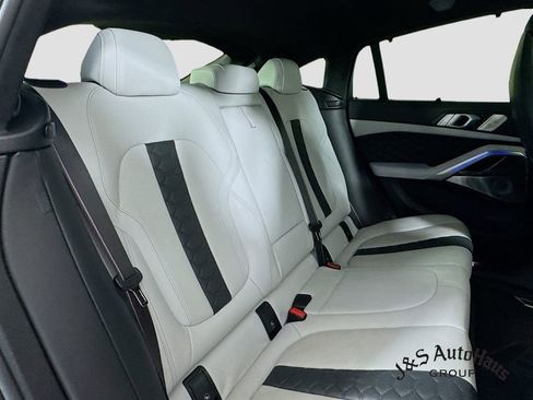 Used 2020 BMW X6 M Competition w/ Executive Package image 34