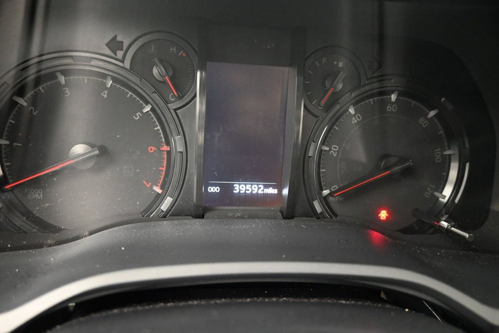 Used 2024 Toyota 4Runner SR5 AWD/4WD image 21