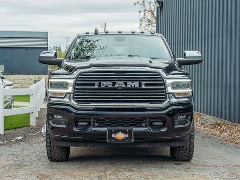 Used 2021 RAM 3500 Laramie image 9