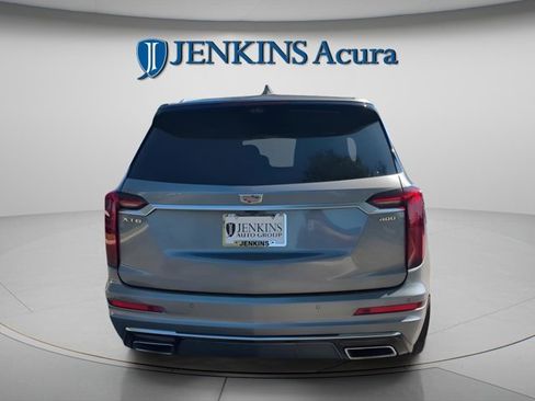 Used 2021 Cadillac XT6 Premium Luxury image 7