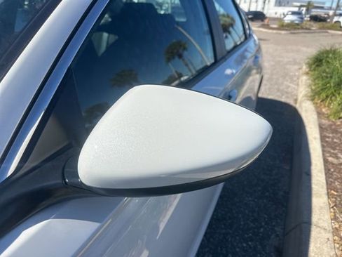 Used 2025 Honda Accord LX image 9