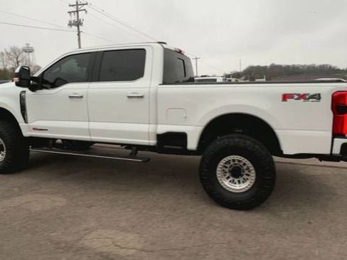Used 2024 Ford F250 Platinum AWD/4WD image 6
