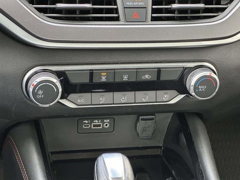 Used 2023 Nissan Altima 2.5 SR image 18