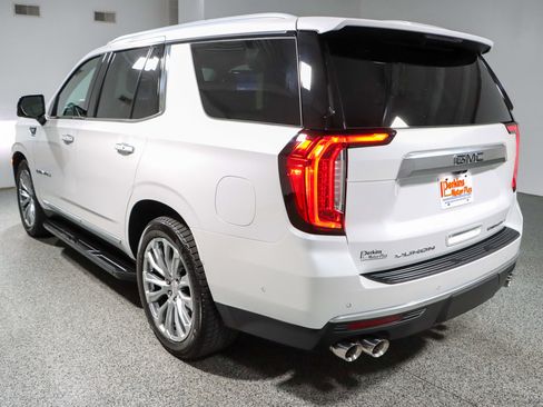 Used 2023 GMC Yukon Denali image 9