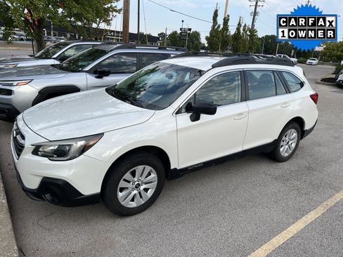 Used 2019 Subaru Outback 2.5i AWD/4WD image 2
