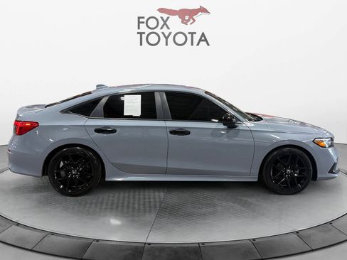 Used 2024 Honda Civic Sport image 7