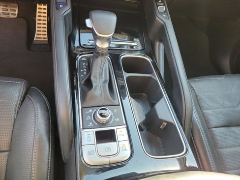 Used 2022 Kia Telluride SX w/ SX Prestige Package AWD/4WD image 14