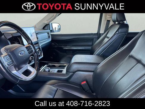 Used 2024 Ford Expedition XLT RWD image 14