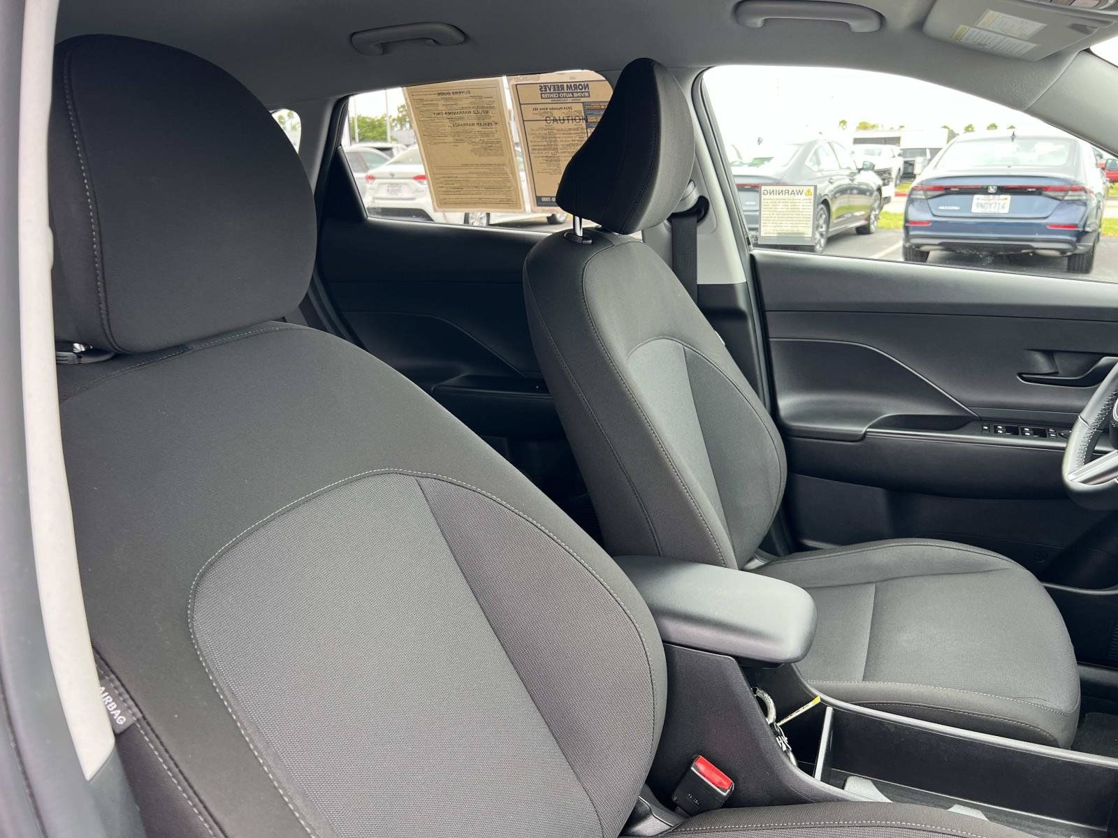 Used 2024 Hyundai Kona SEL w/ Convenience Package FWD image 30