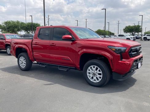 New 2026 Toyota Tacoma SR5 RWD image 3