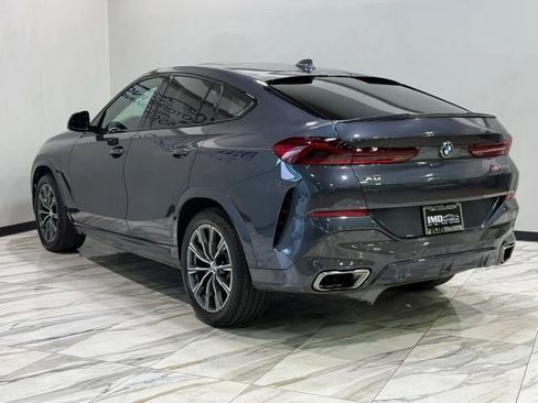 Used 2021 BMW X6 M50i w/ Executive Package image 8