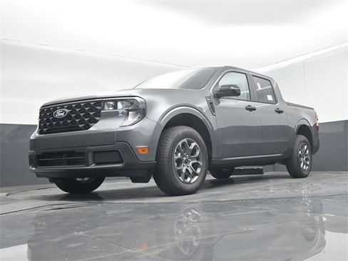 New 2025 Ford Maverick XLT w/ XLT Luxury Package image 43