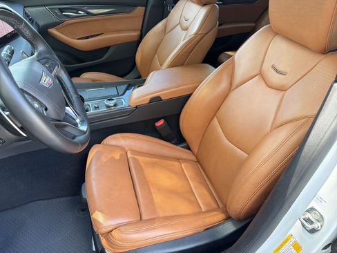Used 2025 Cadillac CT5 Premium Luxury w/ Platinum Package RWD image 5