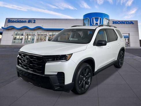 New 2026 Honda Pilot Sport image 1