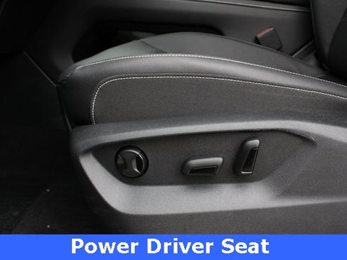 New 2026 Volkswagen Atlas SE image 4