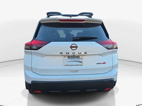 New 2026 Nissan Rogue Rock Creek image 8