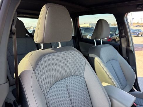 Used 2025 Subaru Forester Premium w/ Convenience Package #2 image 29