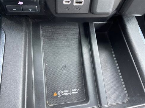 Used 2022 GMC Sierra 2500 AT4 w/ AT4 Preferred Package image 28