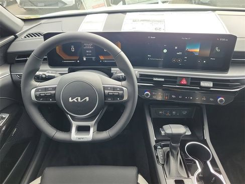 New 2026 Kia K5 GT-Line image 17