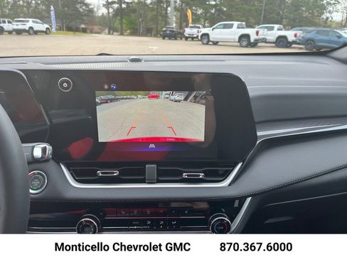 New 2026 Chevrolet Equinox LT image 16