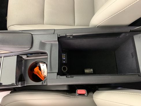Used 2018 Lexus ES 350 w/ Navigation System Package FWD image 28