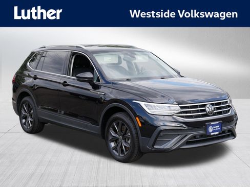 Certified 2023 Volkswagen Tiguan SE AWD/4WD image 1