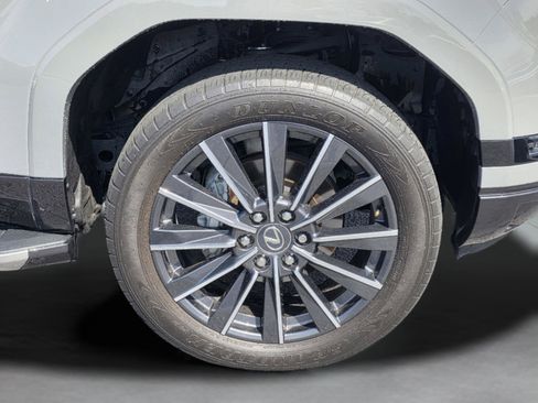 Certified 2024 Lexus GX 550 w/ Accessory Package (Z1) image 9