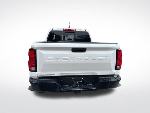 Used 2023 Chevrolet Colorado Z71 w/ Z71 Convenience Package 2 AWD/4WD image 5
