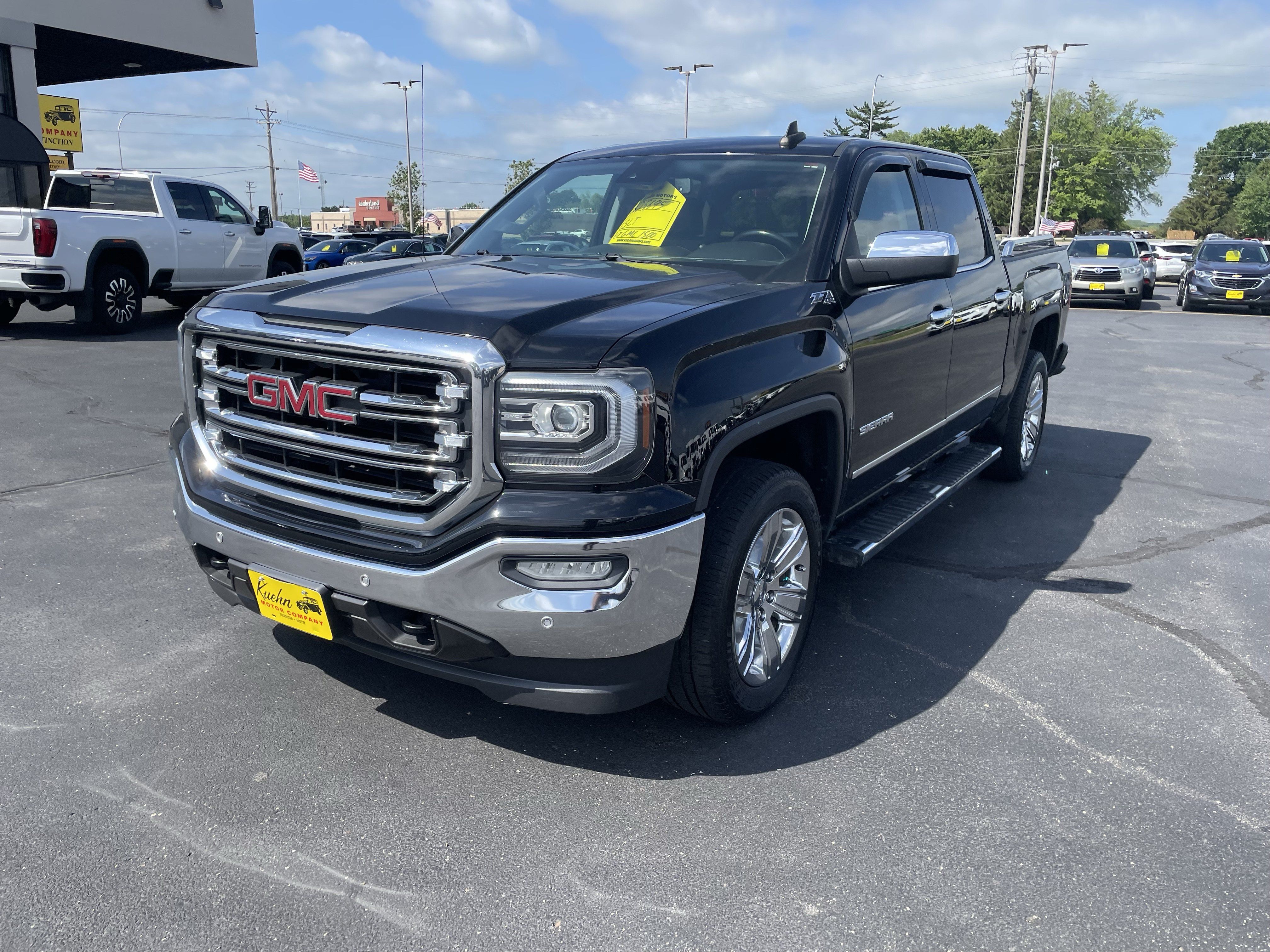 Used 2017 GMC Sierra 1500 SLT AWD/4WD image 4