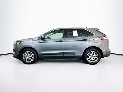 Used 2024 Ford Edge SEL image 4