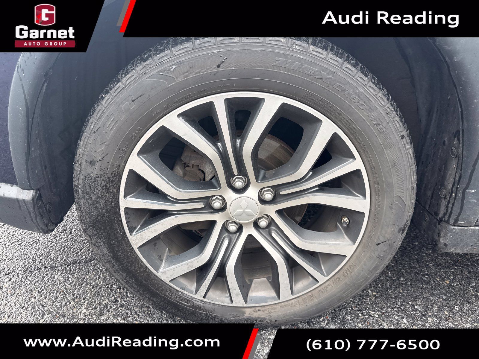 Used 2017 Mitsubishi Outlander GT AWD/4WD image 9
