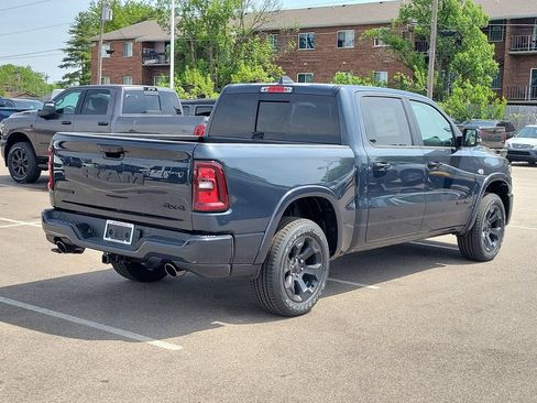 New 2026 RAM 1500 4x4 Crew Cab image 4