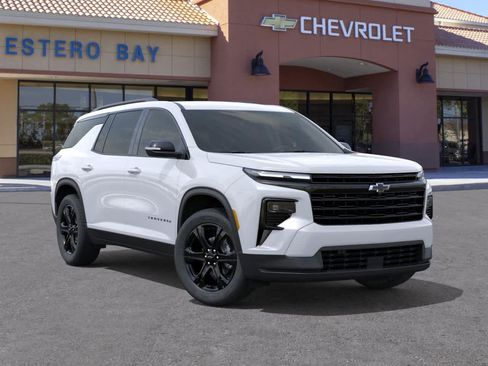 New 2027 Chevrolet Traverse LT w/ Midnight/Sport Edition FWD image 7
