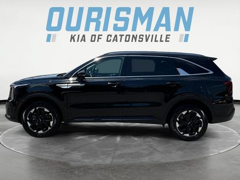 Used 2024 Kia Sorento S AWD/4WD image 3