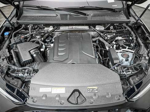 New 2026 Audi Q5 Premium Plus AWD/4WD image 3