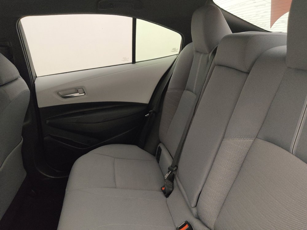 Used 2020 Toyota Corolla SE FWD image 18