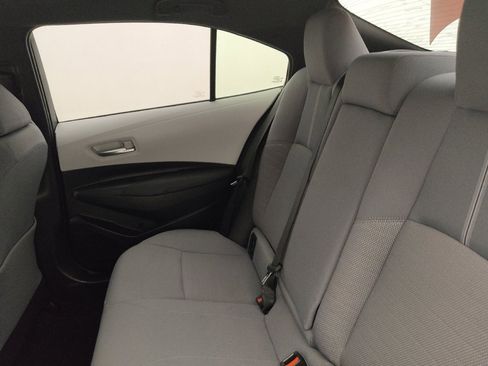 Used 2020 Toyota Corolla SE FWD image 18