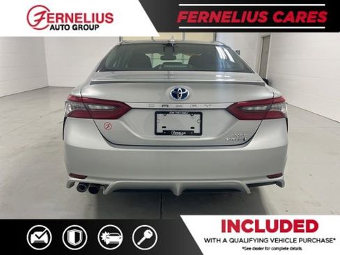 Used 2021 Toyota Camry XSE w/ Cold Weather Package image 7