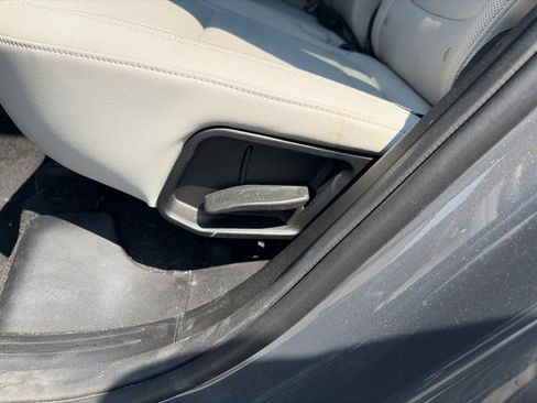 Used 2025 Hyundai Tucson Limited AWD/4WD image 28
