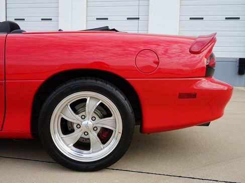 Used 1995 Chevrolet Camaro Z28 image 37