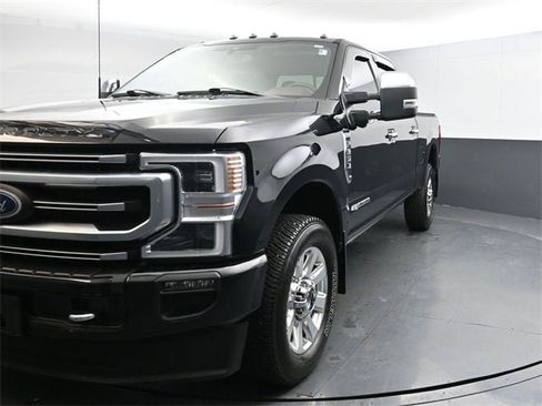 Used 2022 Ford F350 Platinum image 7