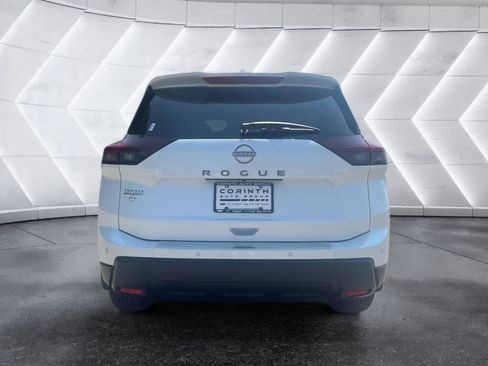 New 2026 Nissan Rogue SV image 7
