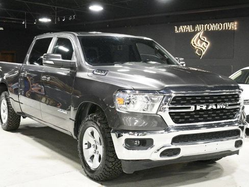Used 2022 RAM 1500 Big Horn AWD/4WD image 3