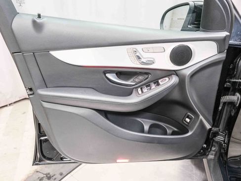 Certified 2021 Mercedes-Benz GLC 300 image 20