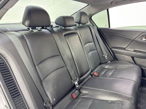 Used 2015 Honda Accord EX-L image 34