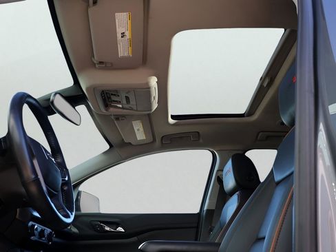 Used 2022 GMC Acadia AT4 image 43