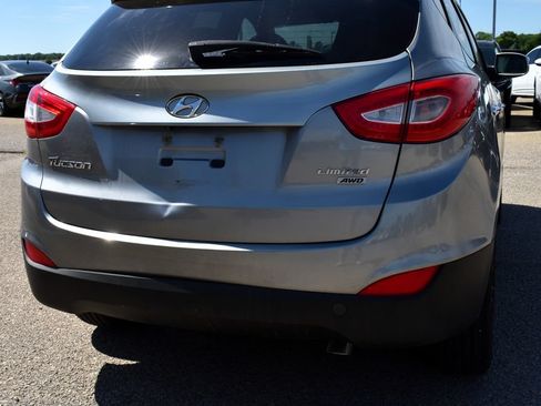 Used 2014 Hyundai Tucson Limited w/ Technology Package 02 AWD/4WD image 9